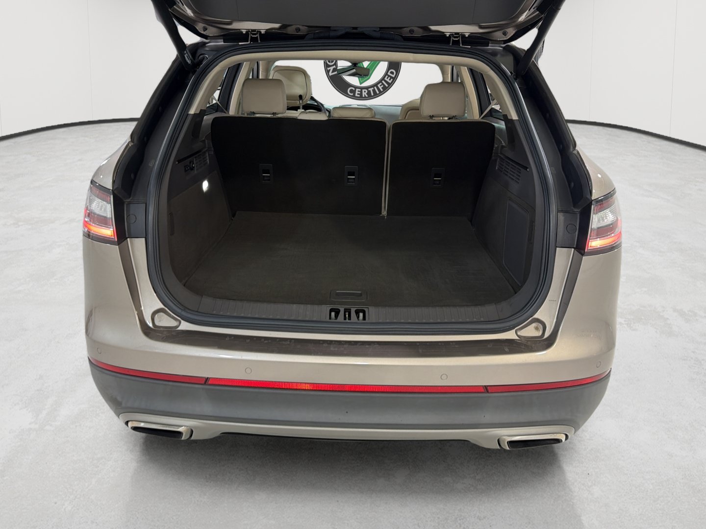 Used 2020 Lincoln Nautilus Reserve AWD/4WD image 23