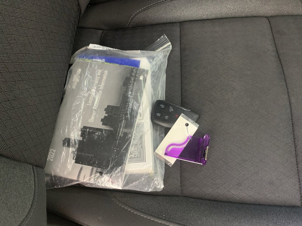 Used 2022 Chevrolet Silverado 1500 LT image 40