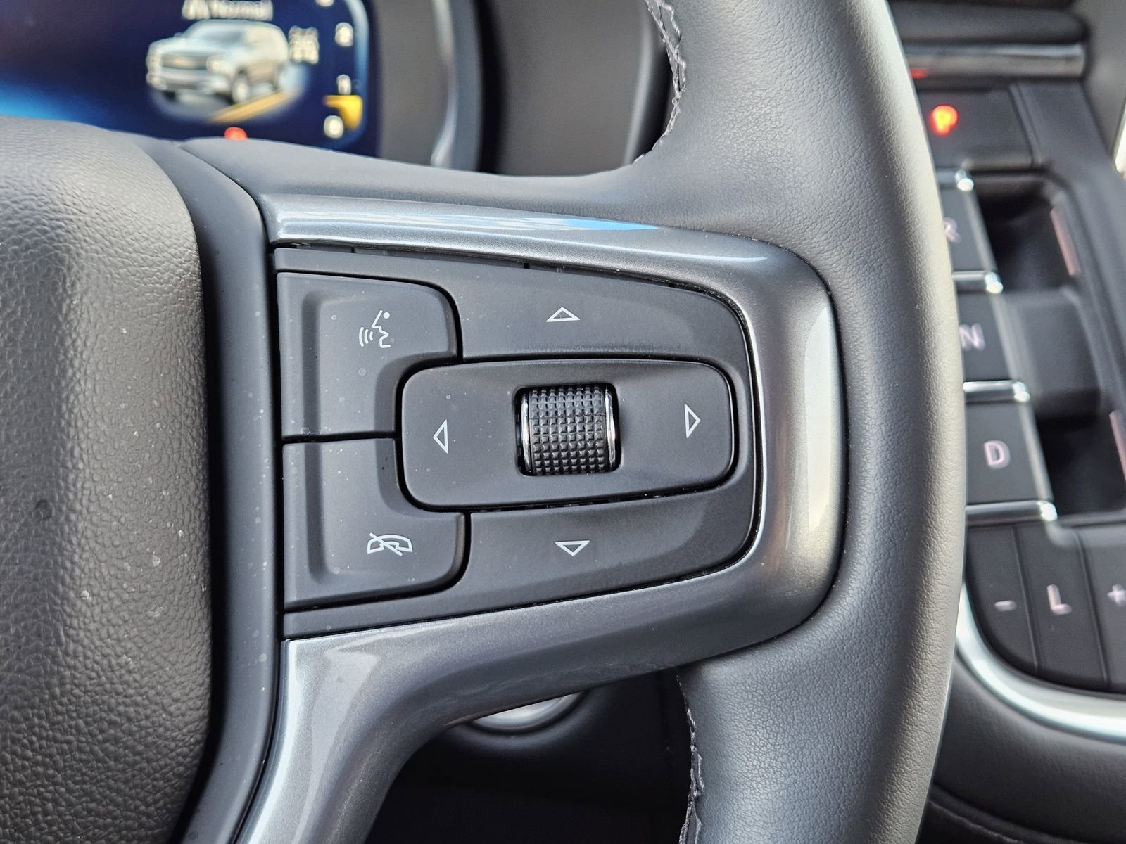 Certified 2024 Chevrolet Tahoe Z71 w/ Luxury Package image 27