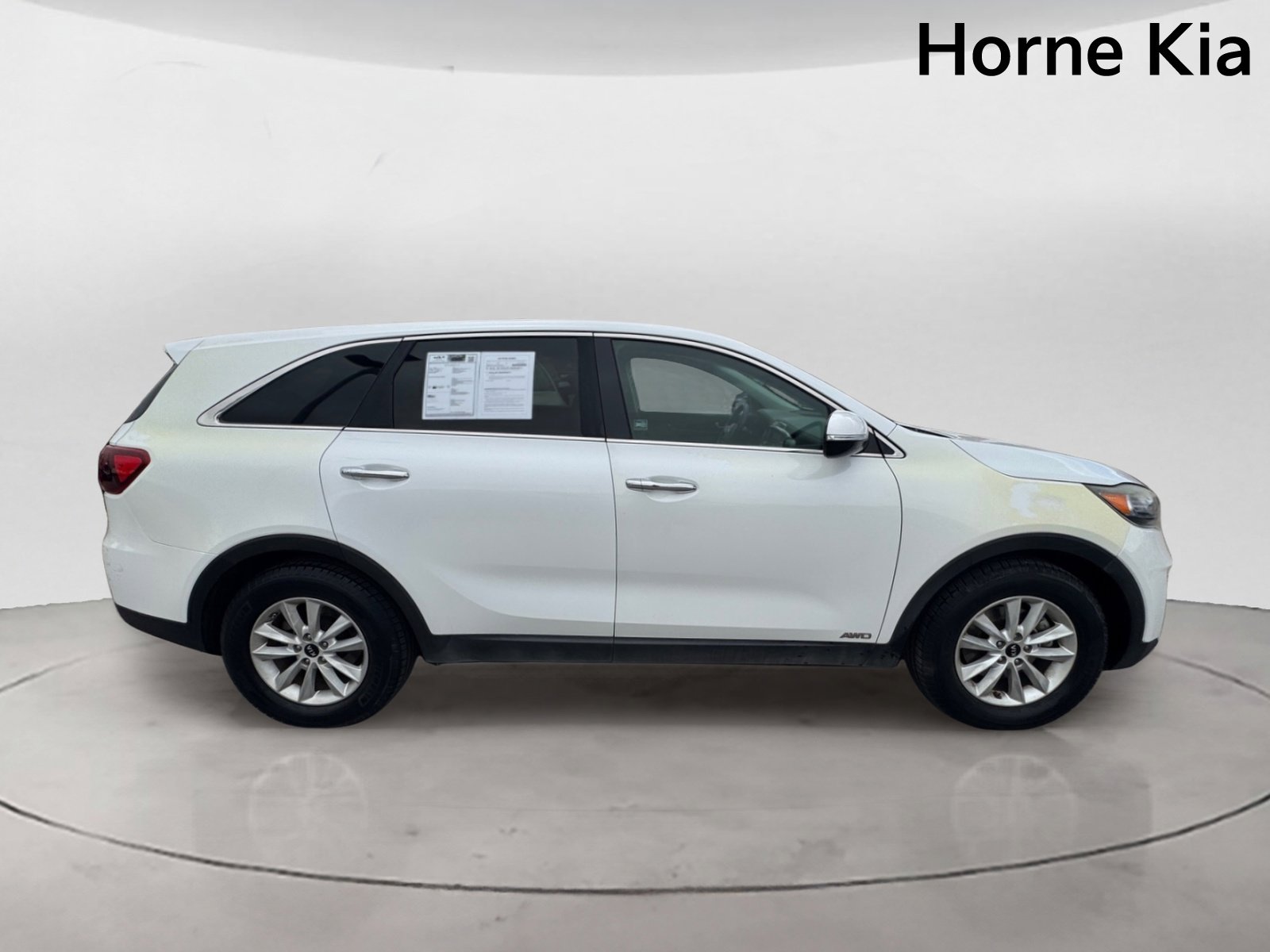 Used 2019 Kia Sorento LX image 3