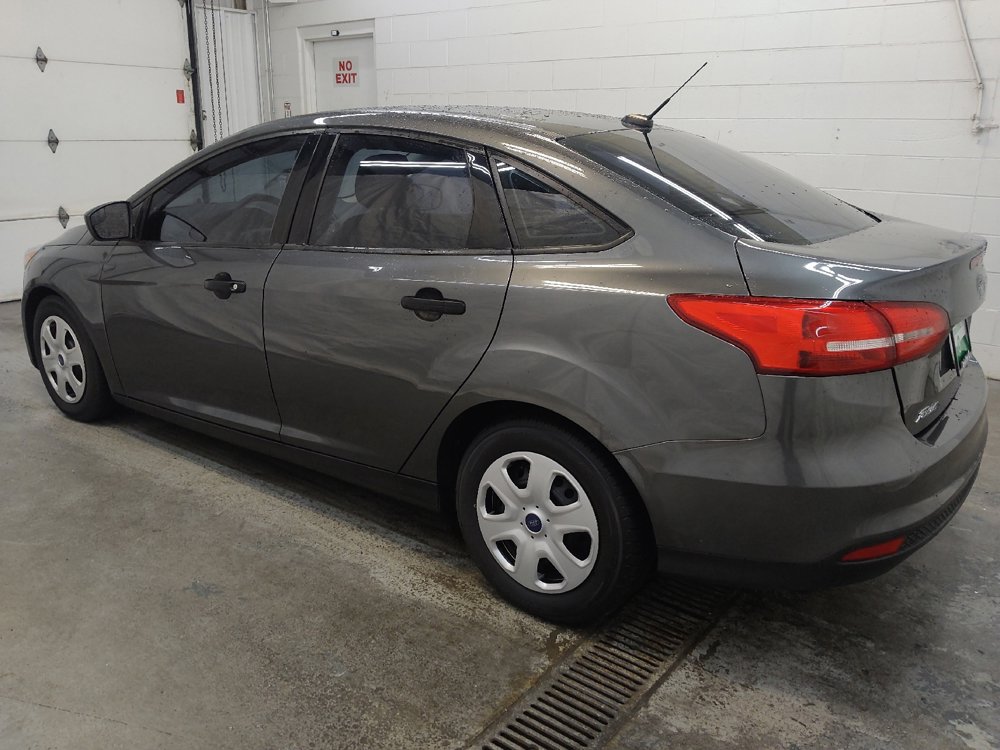 Used 2017 Ford Focus S FWD image 3