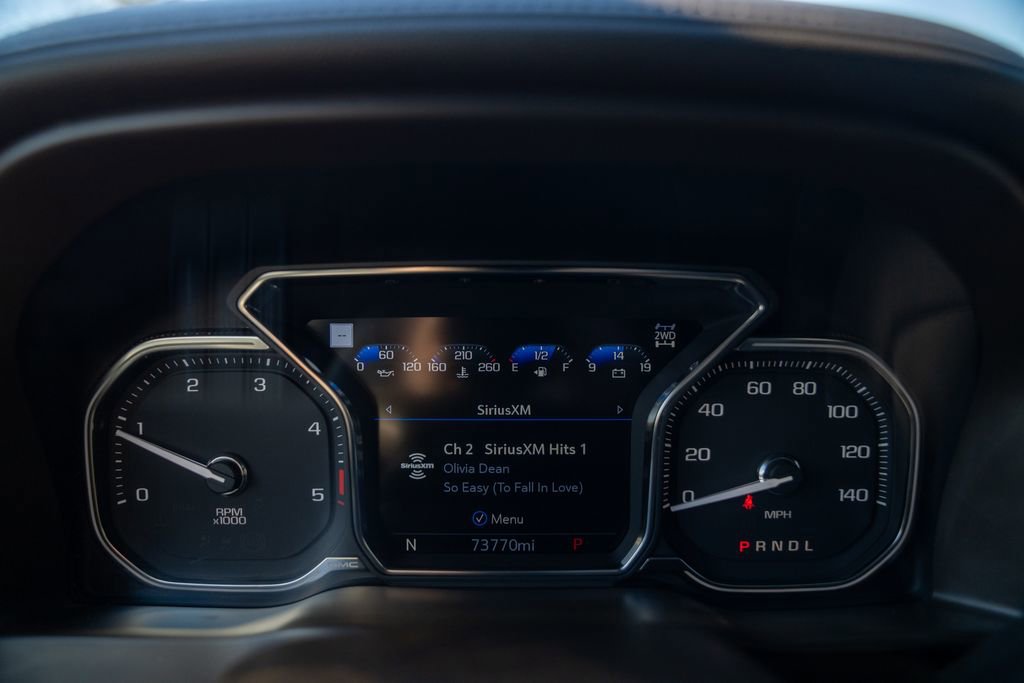 Used 2021 GMC Sierra 3500 Denali w/ Denali Black Diamond Edition image 23