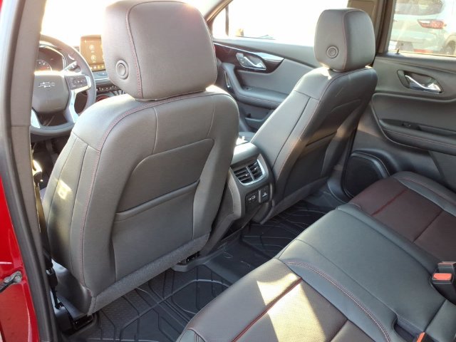 New 2026 Chevrolet Blazer RS w/ LPO, Floor Liner Package FWD image 9
