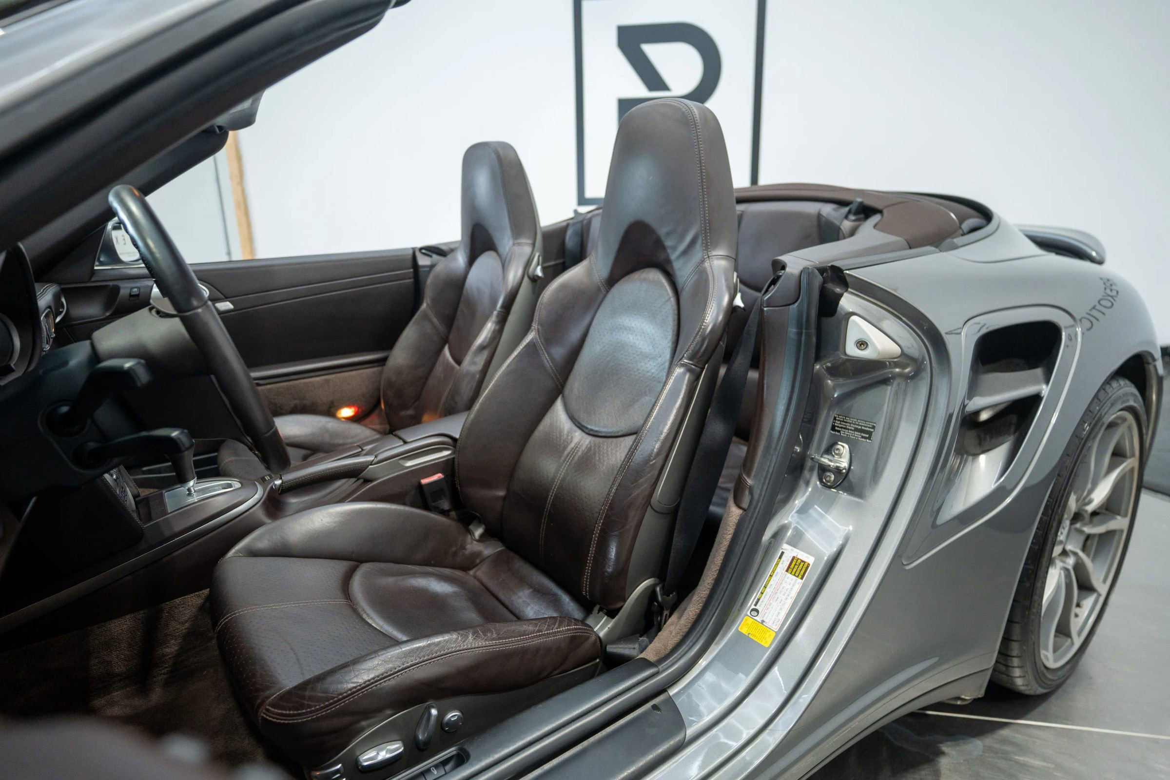 Used 2008 Porsche 911 Turbo image 3