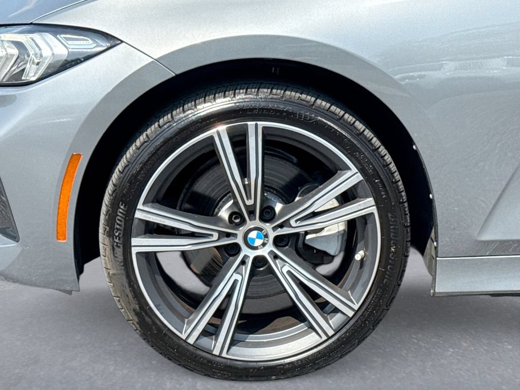Used 2023 BMW 330i xDrive Sedan w/ Premium Package AWD/4WD image 18
