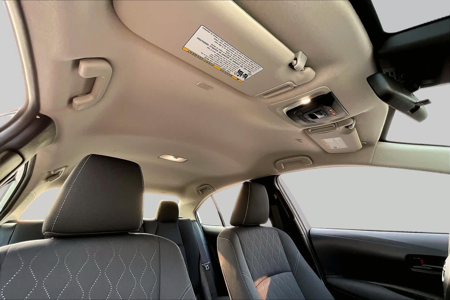 Used 2025 Toyota Corolla LE FWD image 14
