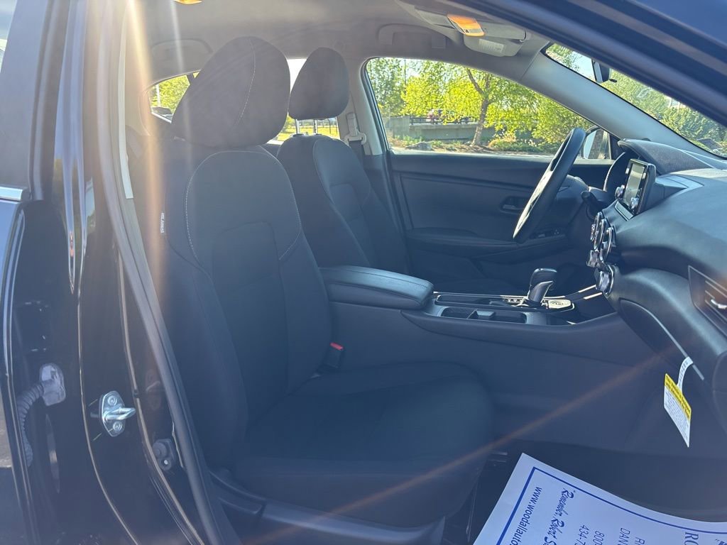 Used 2024 Nissan Sentra S image 9