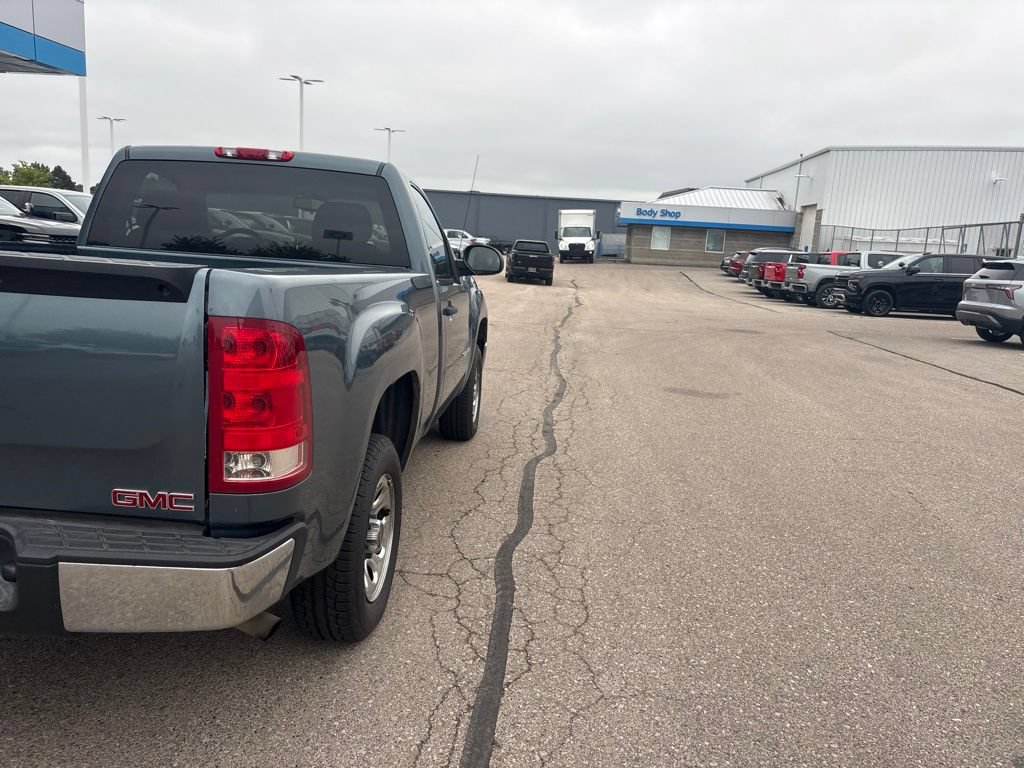Used 2009 GMC Sierra 1500 W/T RWD image 9