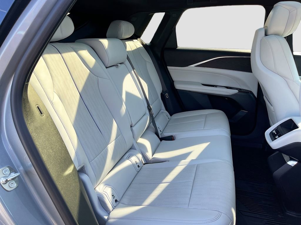 Used 2024 Cadillac Lyriq Luxury w/ LPO, Floor Liner Package AWD/4WD image 33