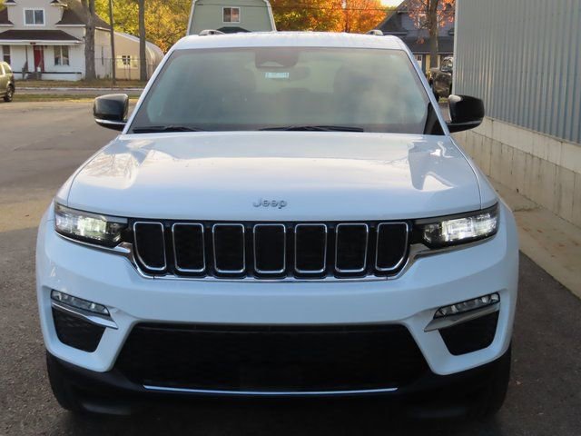 Used 2023 Jeep Grand Cherokee Limited image 17