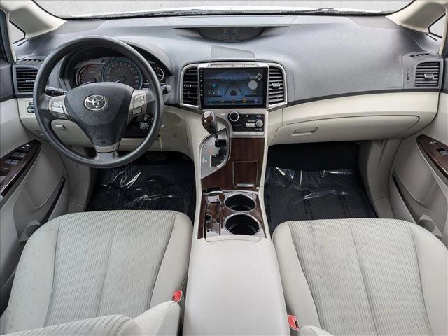 Used 2011 Toyota Venza FWD image 17