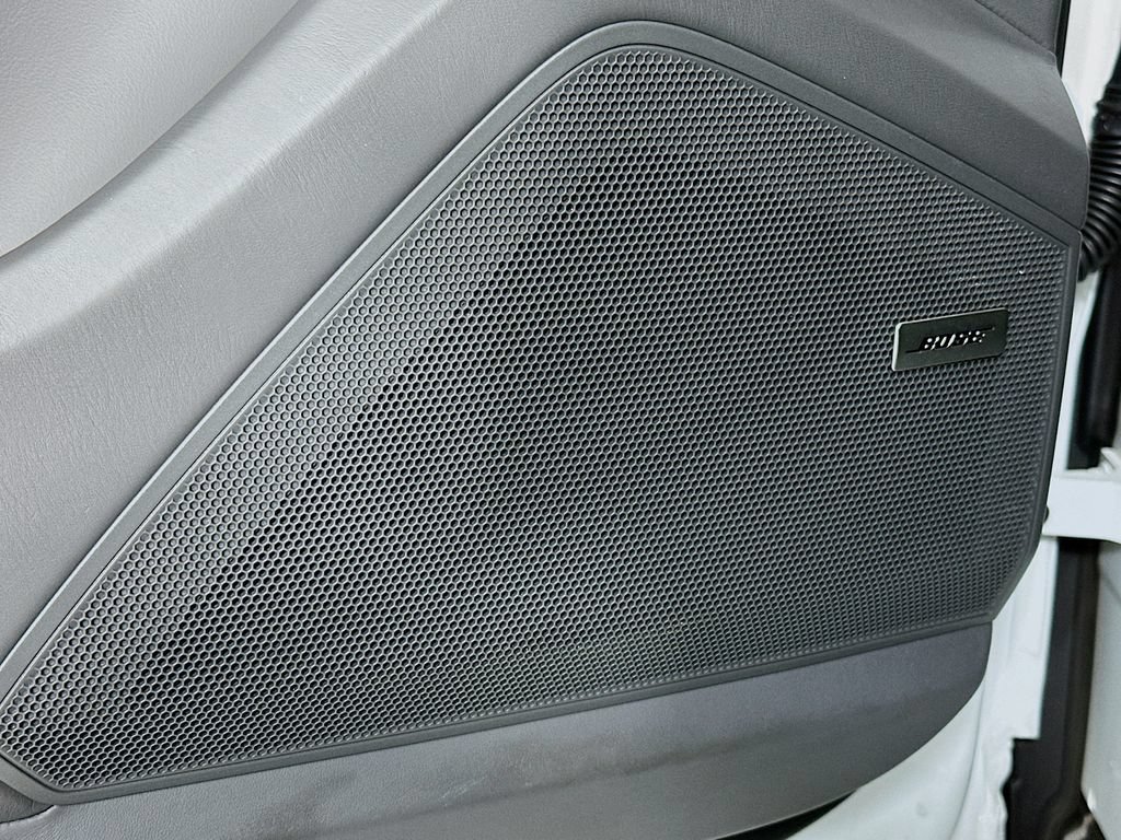 Certified 2022 Porsche Cayenne AWD/4WD image 21