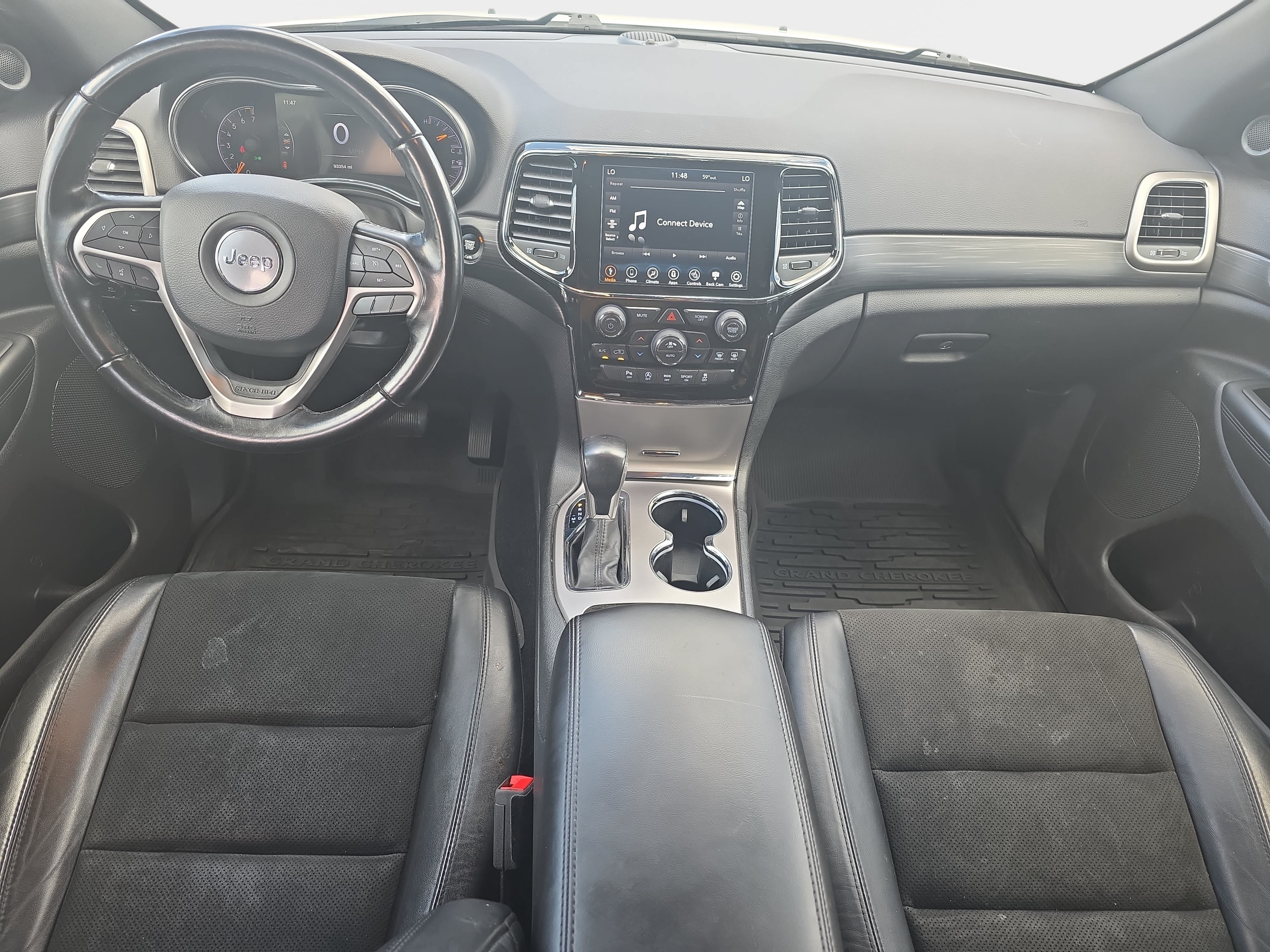 Used 2020 Jeep Grand Cherokee Laredo w/ Laredo X Package AWD/4WD image 10