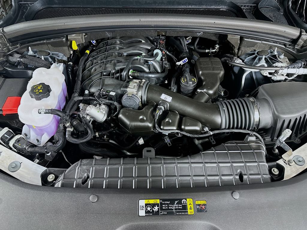 New 2026 Jeep Grand Cherokee L Laredo image 18