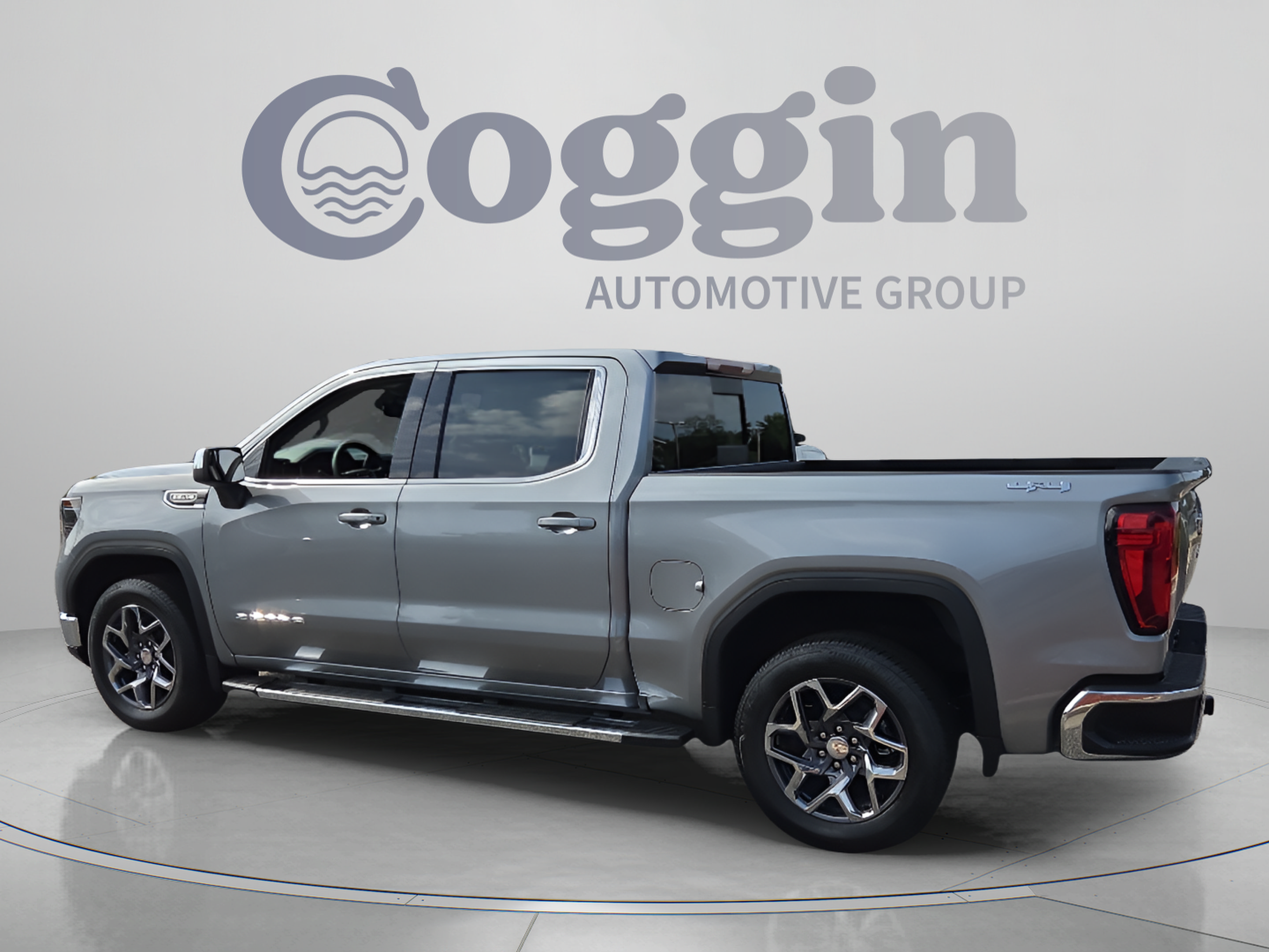 New 2026 GMC Sierra 1500 SLE w/ Preferred Package AWD/4WD image 3