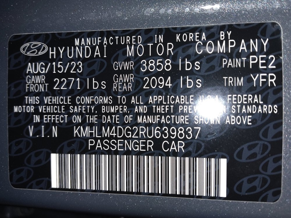 Used 2024 Hyundai Elantra SEL FWD image 33