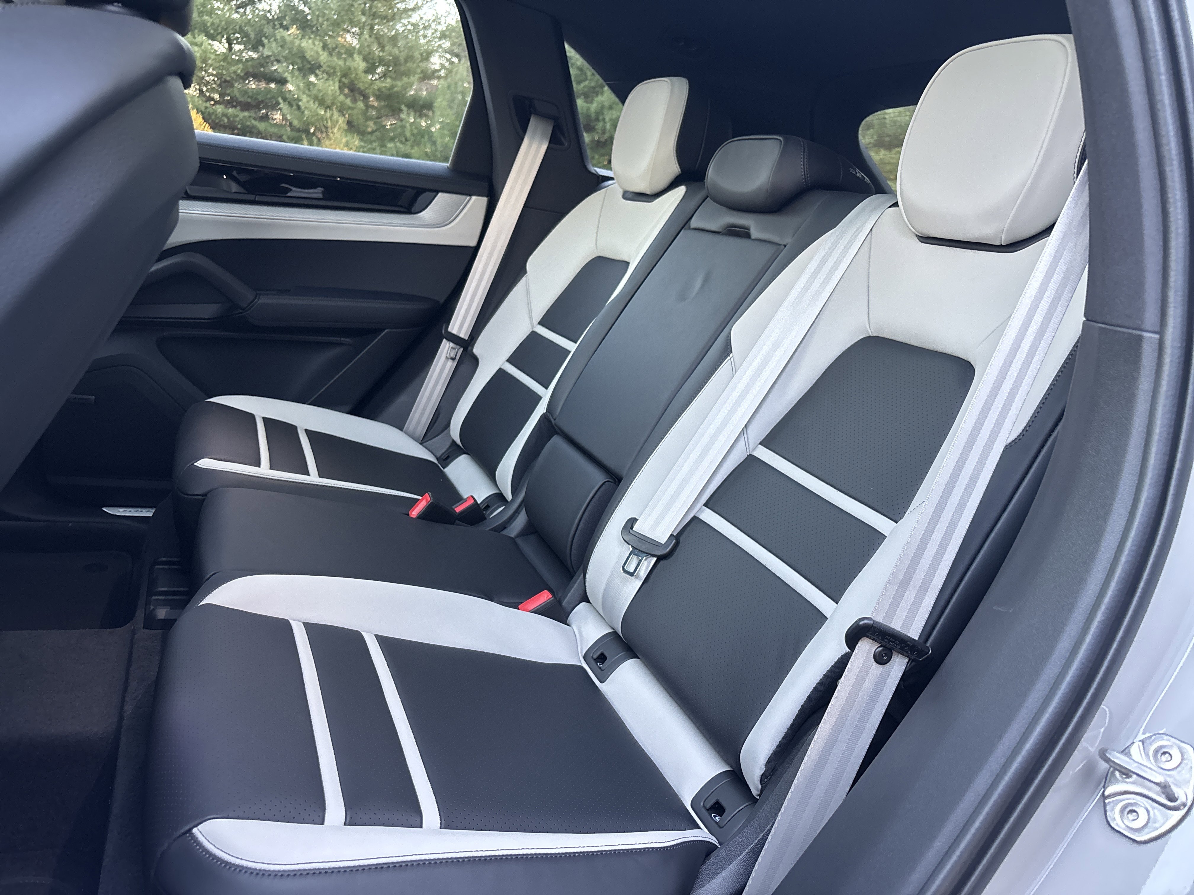 New 2026 Porsche Cayenne S AWD/4WD image 27
