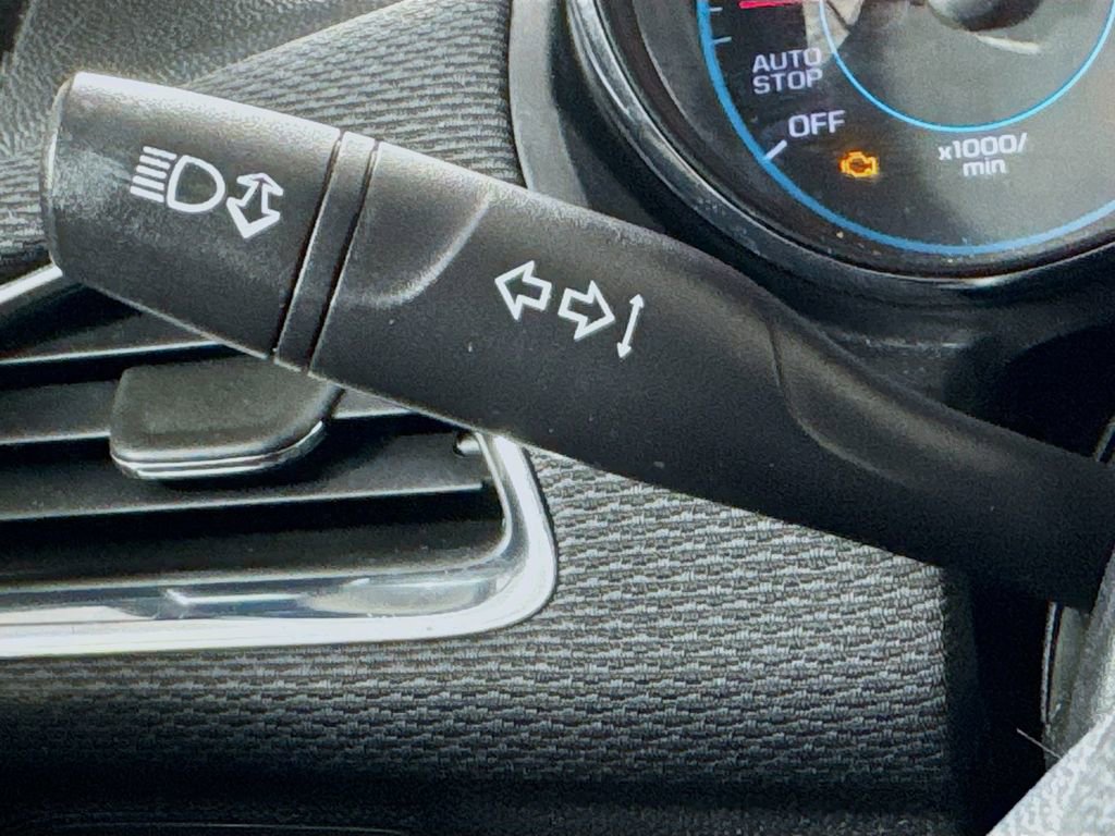 Used 2018 Chevrolet Cruze LT image 12