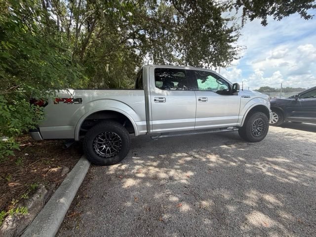 Used 2019 Ford F150 XLT w/ Equipment Group 302A Luxury AWD/4WD image 3