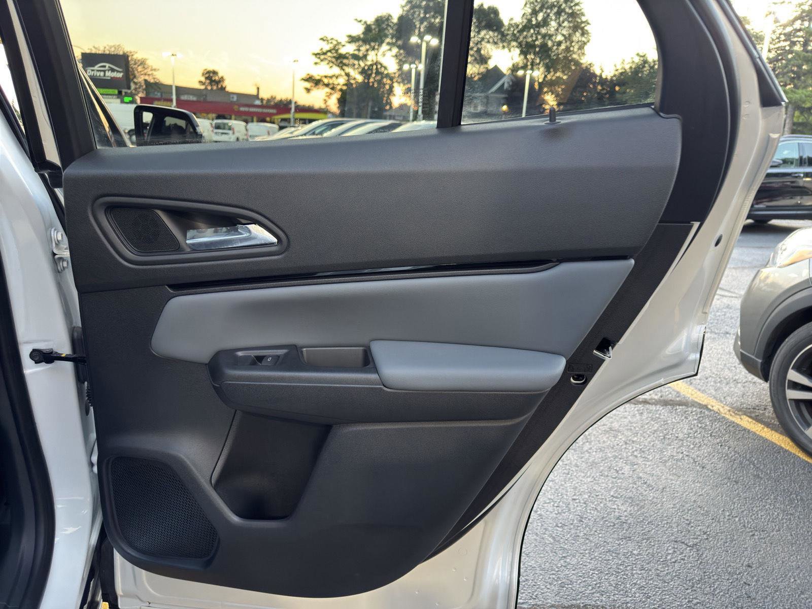 Used 2024 Honda Prologue Touring image 34