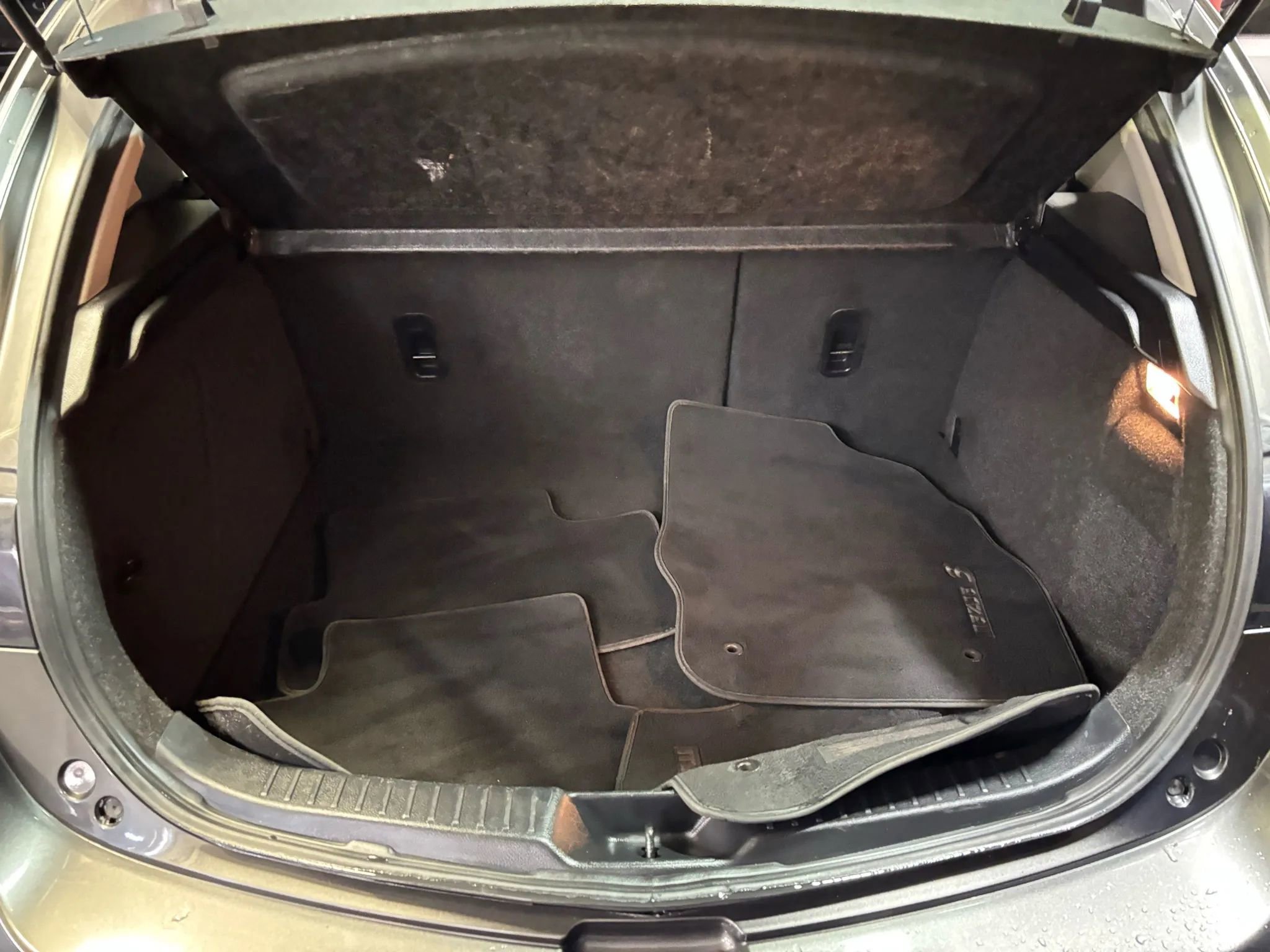 Used 2012 MAZDA MAZDA3 i Touring image 19