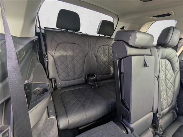 Certified 2023 BMW X7 xDrive40i w/ Climate Comfort Package image 22