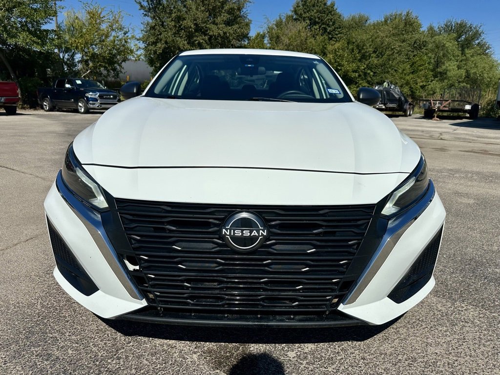 Used 2024 Nissan Altima 2.5 S image 8