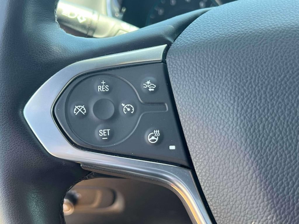 Used 2023 Chevrolet Traverse LT AWD/4WD image 23