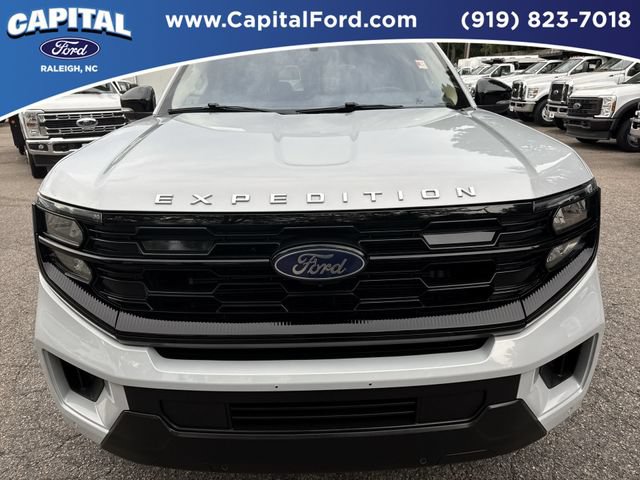 Certified 2025 Ford Expedition Active AWD/4WD image 10