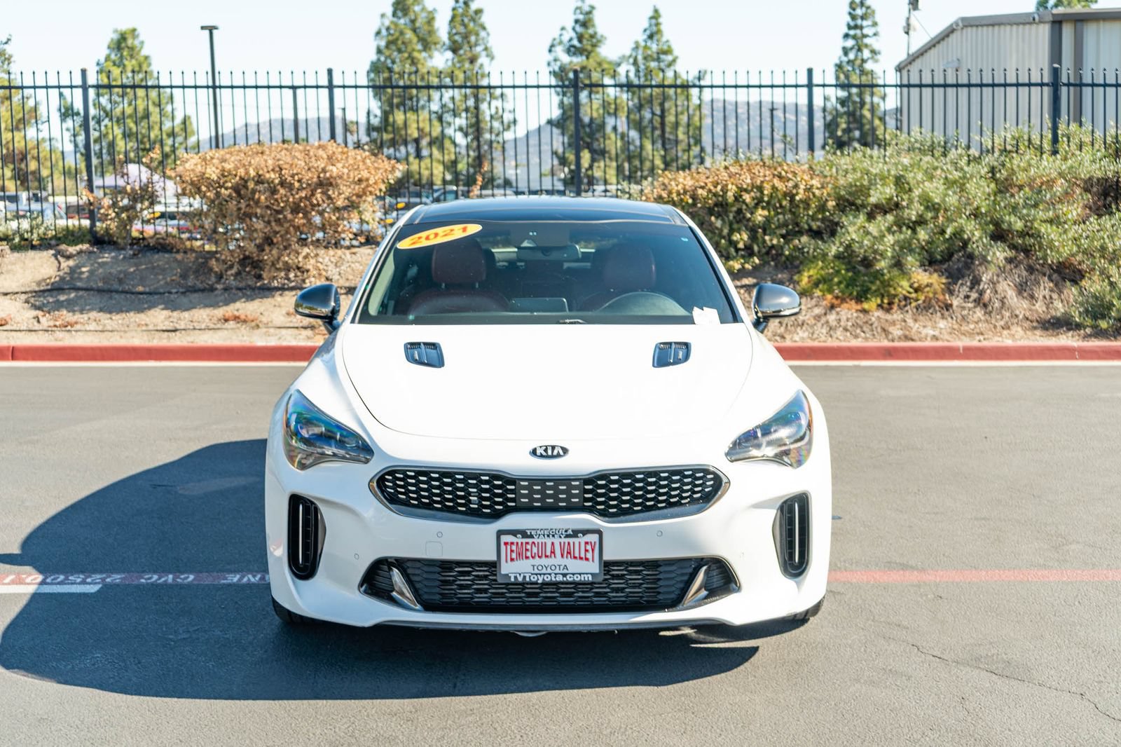 Used 2021 Kia Stinger GT1 RWD image 2