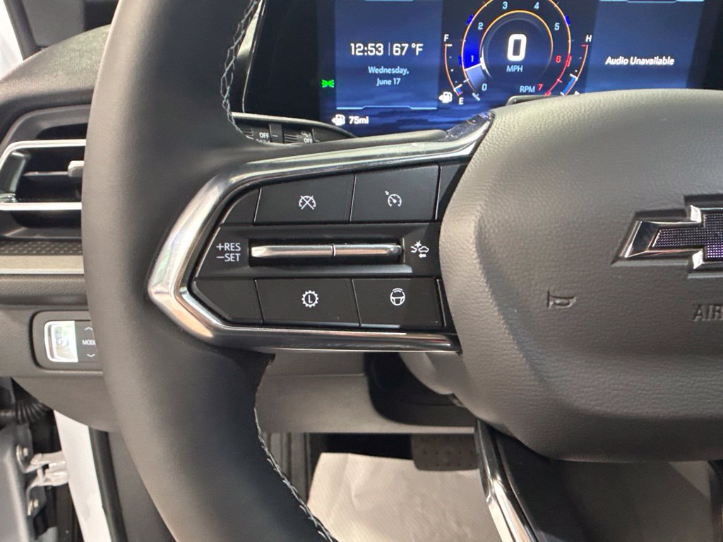 New 2026 Chevrolet Traverse LT w/ Enhanced Driving Package FWD image 3