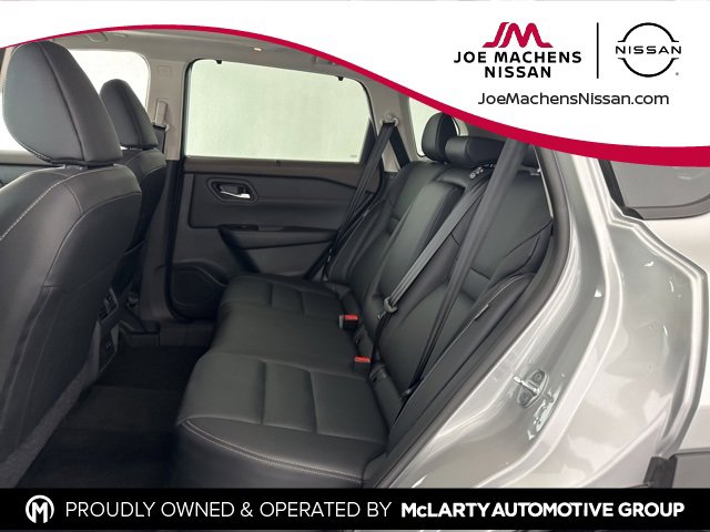 Used 2023 Nissan Rogue SL w/ SL Premium Package image 26