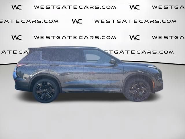 New 2026 Mitsubishi Outlander SEL Black Edition FWD image 5