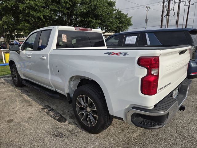 Used 2025 Chevrolet Silverado 1500 LT AWD/4WD image 4
