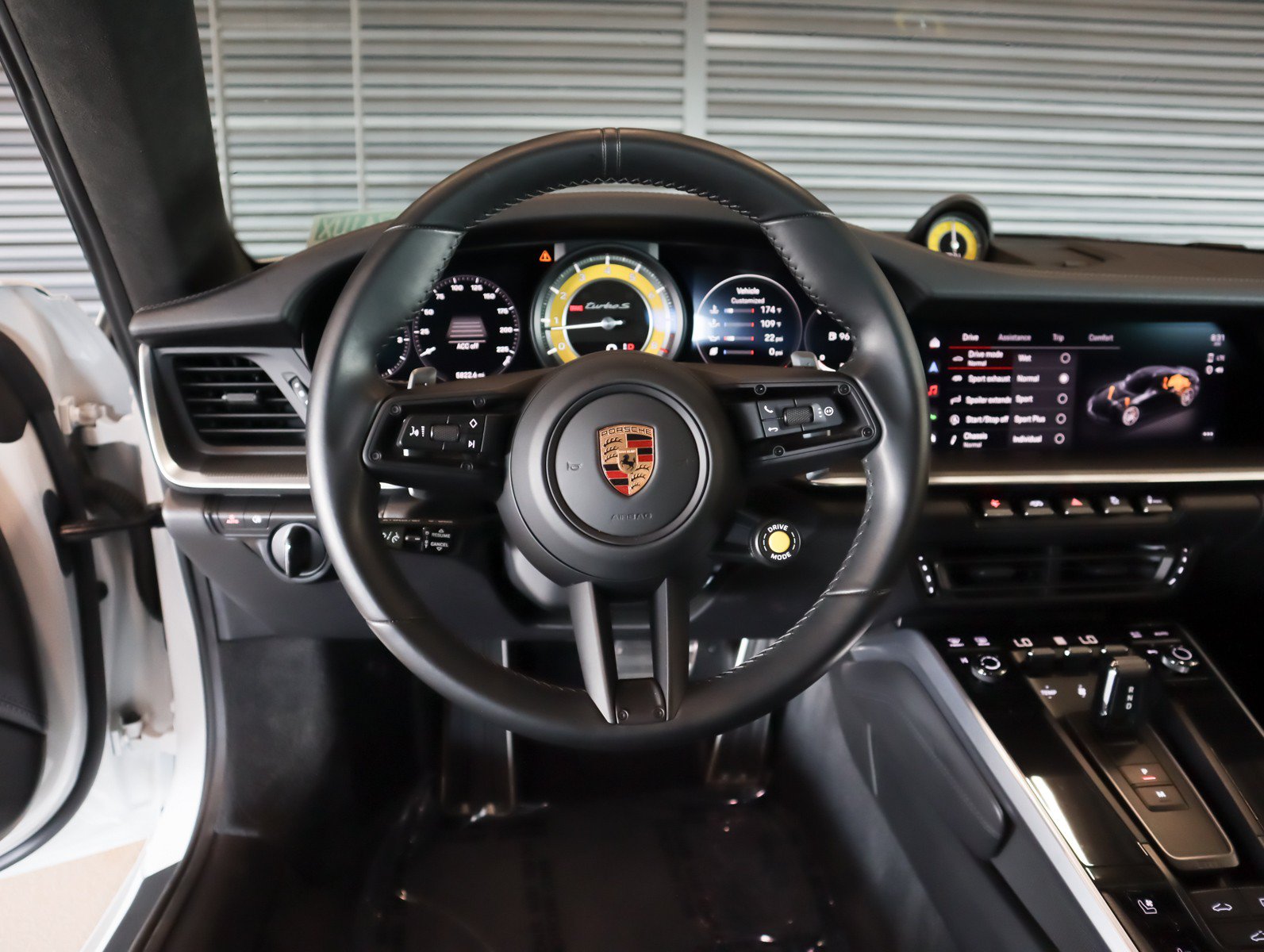 Certified 2022 Porsche 911 Turbo S AWD/4WD image 14