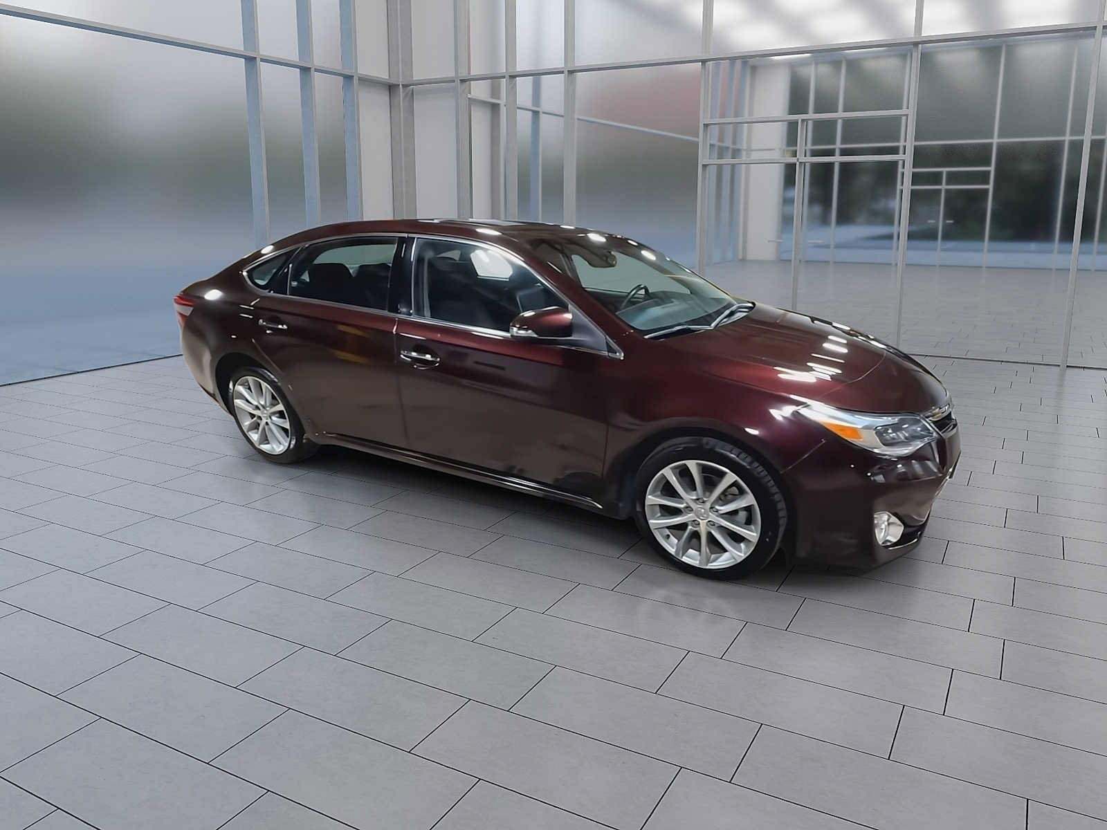 Used 2015 Toyota Avalon XLE Touring FWD image 2