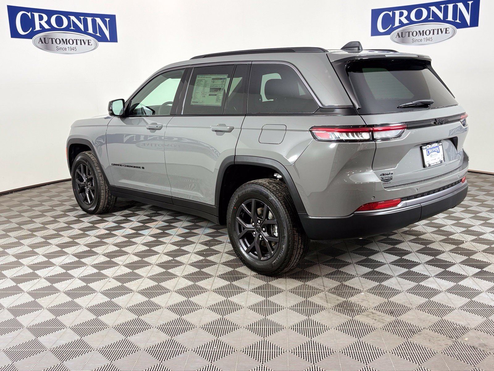 New 2027 Jeep Grand Cherokee 4WD image 28