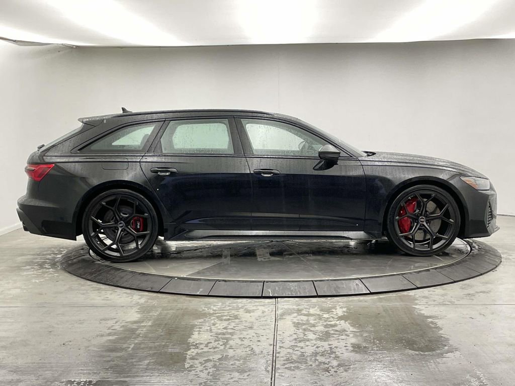 New 2025 Audi RS 6 performance image 8
