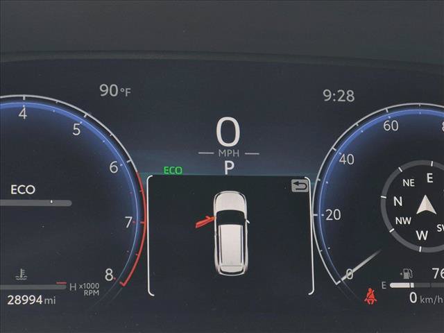 Used 2023 Toyota Highlander Limited FWD image 10