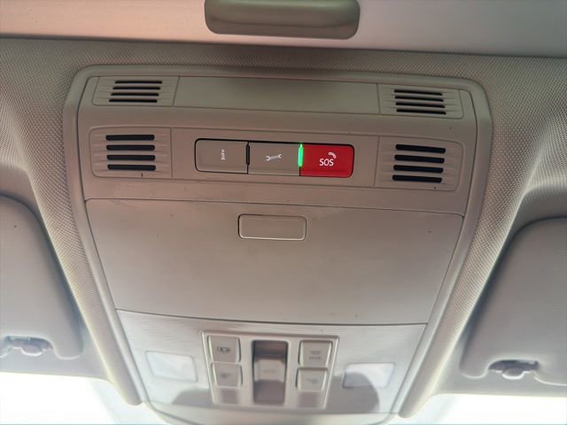 Used 2024 Volkswagen Jetta SE FWD image 34