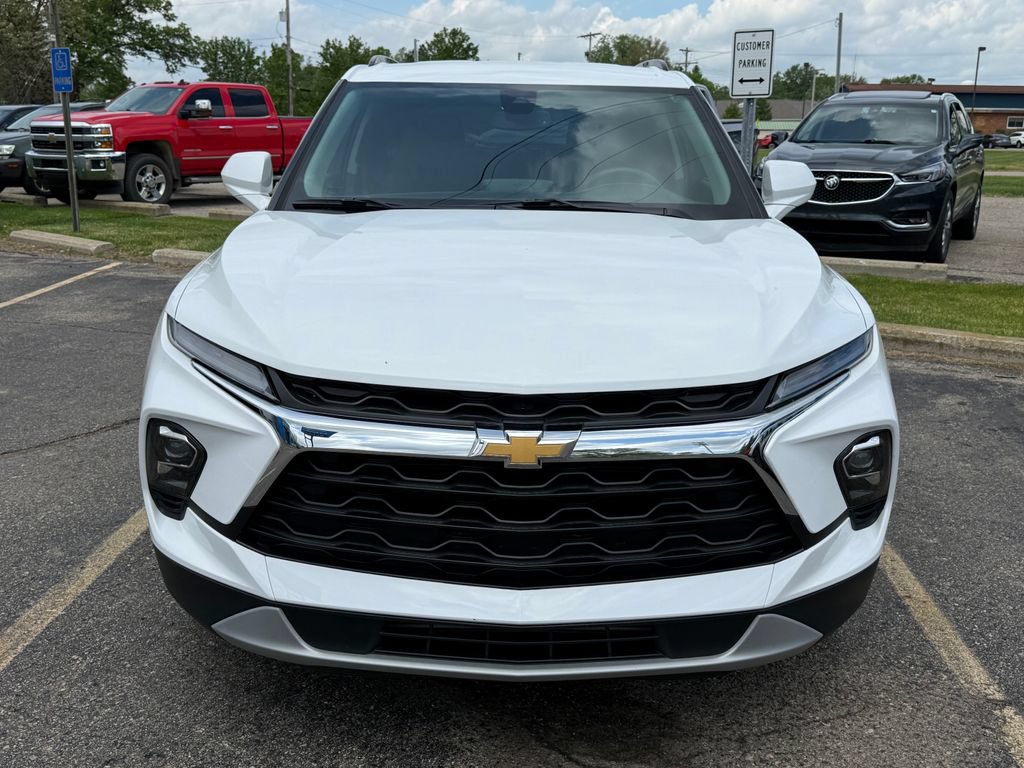 Certified 2024 Chevrolet Blazer LT w/ Convenience Package FWD image 9