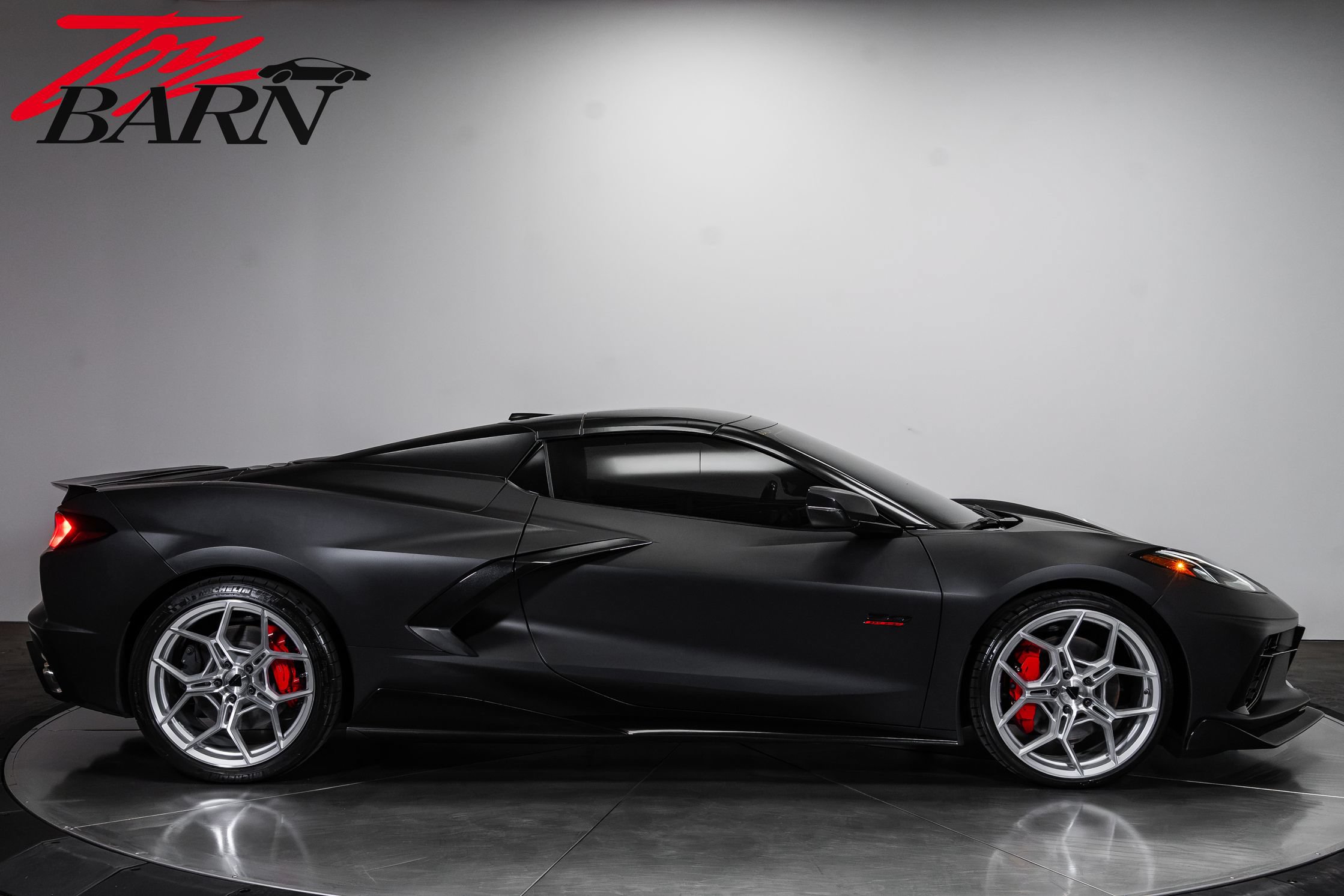 Used 2023 Chevrolet Corvette Stingray Preferred Conv w/ Z51 Performance Package RWD image 14