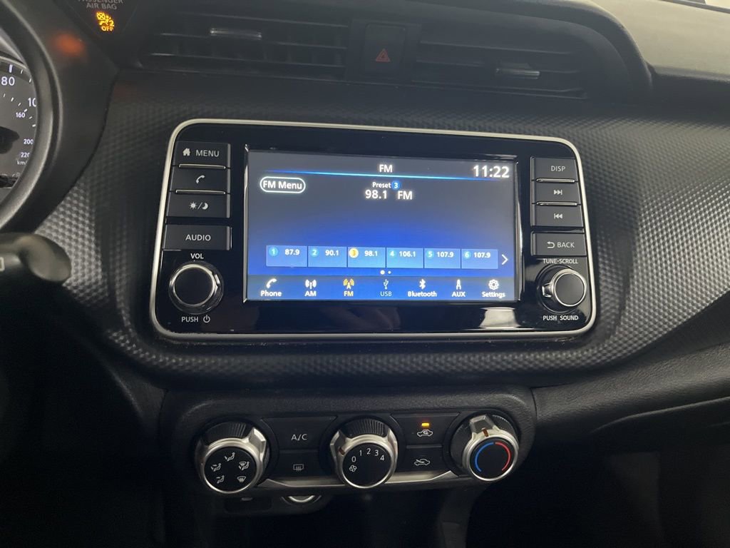 Used 2021 Nissan Kicks S image 62