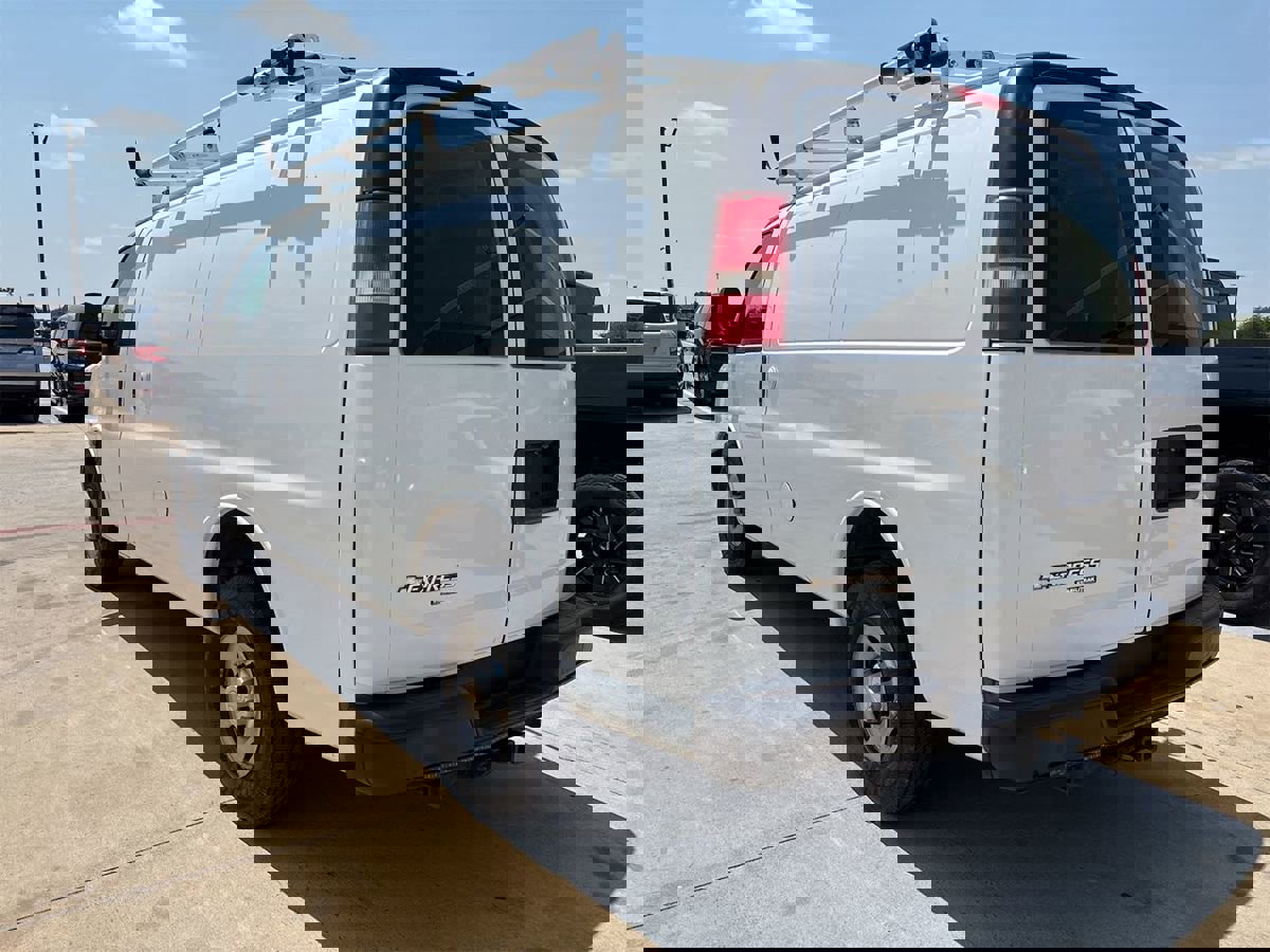 Used 2012 Chevrolet Express 2500 w/ Cold Climate Package image 2