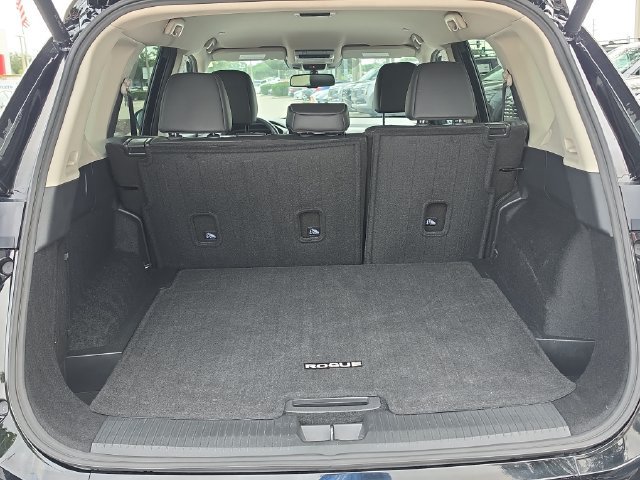 Certified 2026 Nissan Rogue SL AWD/4WD image 10
