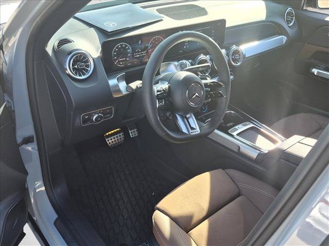 Used 2026 Mercedes-Benz GLB 35 AMG 4MATIC image 9