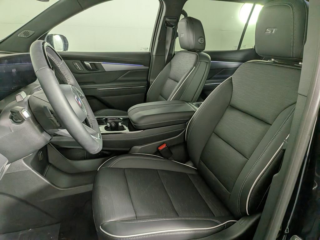 New 2025 Buick Enclave Sport Touring w/ Super Cruise Package image 16