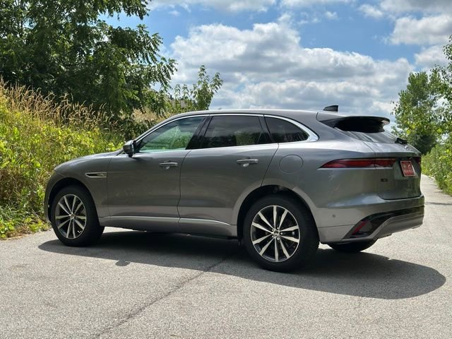 New 2026 Jaguar F-PACE R-Dynamic S AWD/4WD image 8