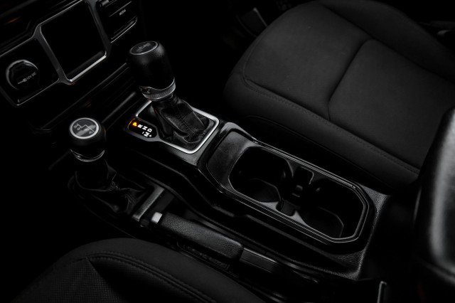 Used 2020 Jeep Wrangler Unlimited Sport AWD/4WD image 22