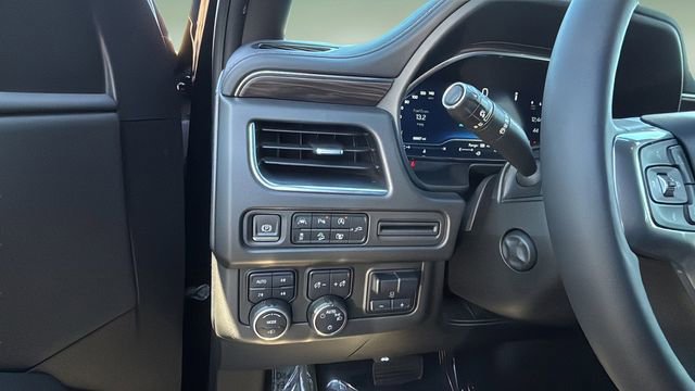 Used 2022 Chevrolet Suburban Z71 w/ Z71 Off-Road Package image 21